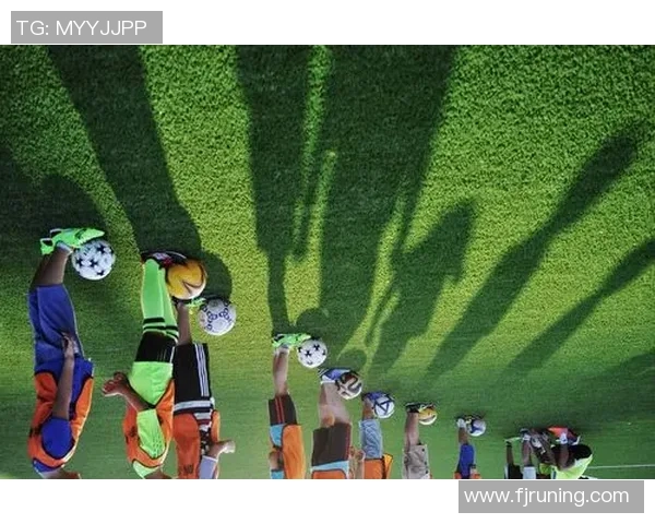 日本足球球星子女成长故事聚焦未来绿茵希望